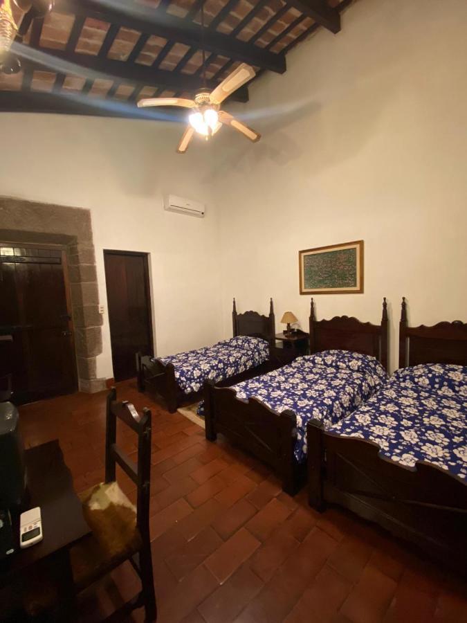 Hosteria Fortin De San Miguel Дьесиочо-де-Хулио Экстерьер фото
